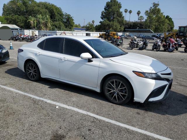 4T1G11AK6PU725652 - 2023 TOYOTA CAMRY SE NIGHT SHADE WHITE photo 4