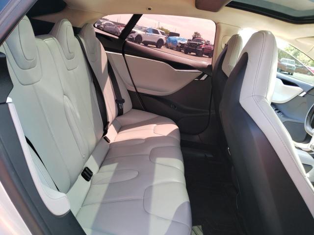 5YJSA1H18EFP32393 - 2014 TESLA MODEL S Gümüş foto 10