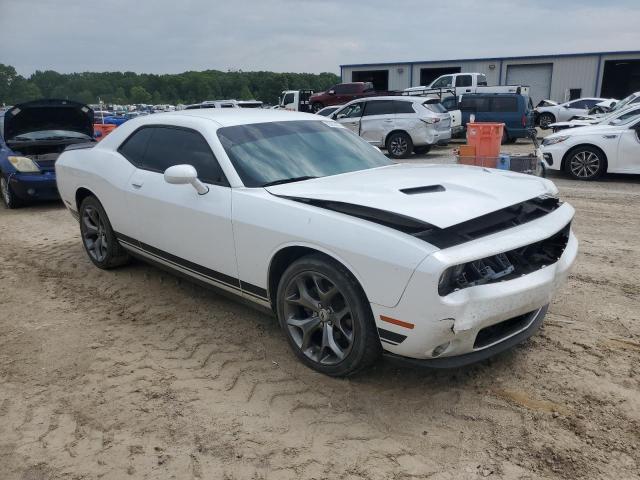 2C3CDZAGXHH555518 - 2017 DODGE CHALLENGER SXT WHITE photo 4