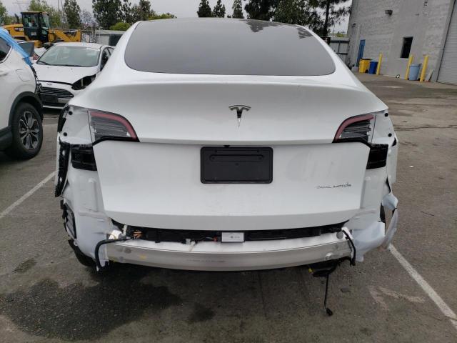 7SAYGDEE1PF686042 - 2023 TESLA MODEL Y WHITE photo 6