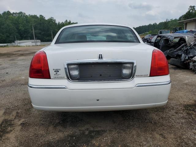 2LNBL8CVXBX755176 - 2011 LINCOLN TOWNCAR SIGNATURE LIMITED WHITE photo 6