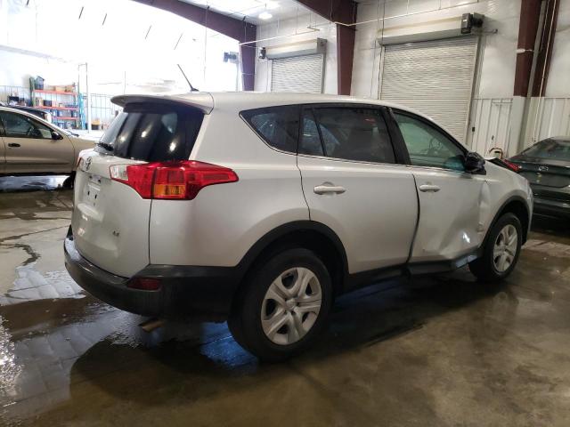 2T3ZFREV9FW182672 - 2015 TOYOTA RAV4 LE SILVER photo 3