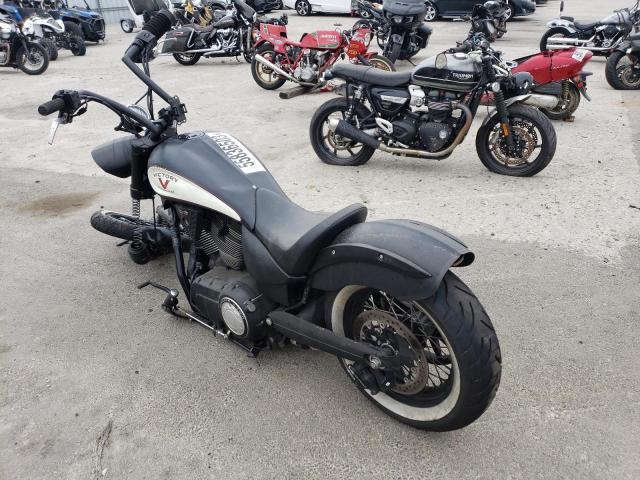 5VPWB36N8D3022276 - 2013 VICTORY MOTORCYCLES HIGH-BALL Schwarz Foto 3