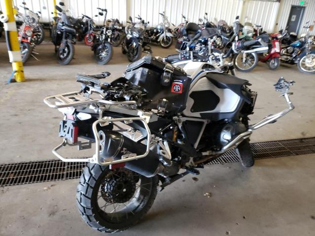 WB10M1305N6F28384 - 2022 BMW R 1250 GS ADVENTURE WHITE photo 4
