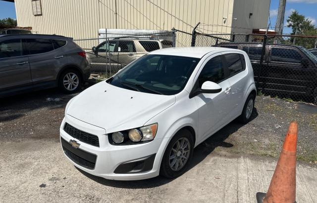 1G1JA6SH6F4134528 - 2015 CHEVROLET SONIC LS WHITE photo 2