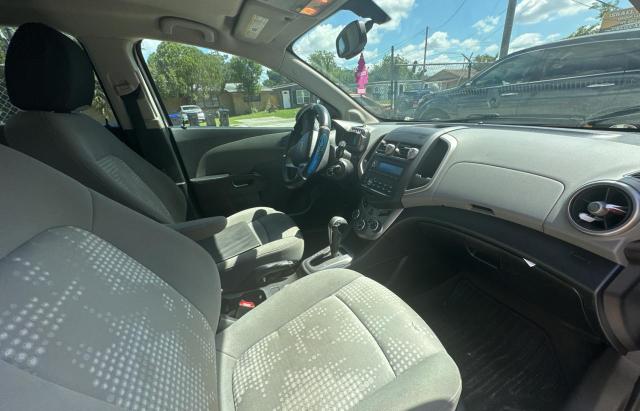 1G1JA6SH6F4134528 - 2015 CHEVROLET SONIC LS WHITE photo 5