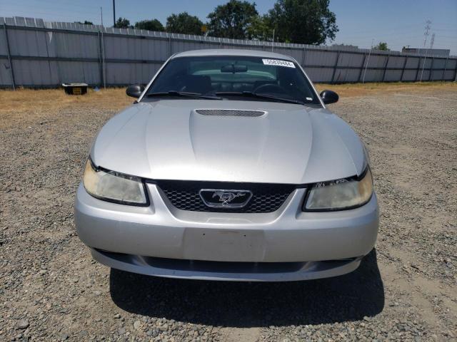 1FAFP4042YF160363 - 2000 FORD MUSTANG SILVER photo 5