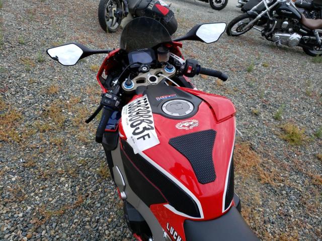 JH2SC7770HK000230 - 2017 HONDA CBR1000 SP RED photo 5