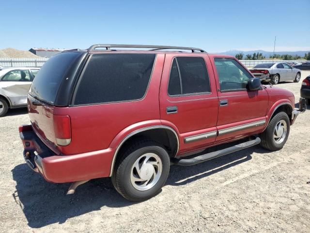 1GNDT13W1Y2223864 - 2000 CHEVROLET BLAZER RED photo 3