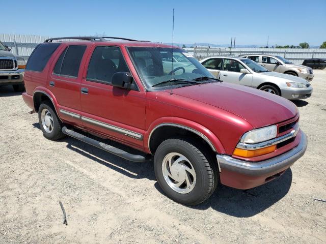 1GNDT13W1Y2223864 - 2000 CHEVROLET BLAZER RED photo 4