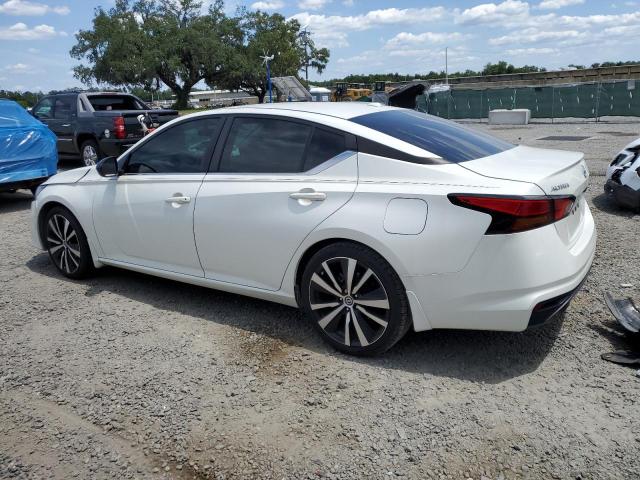 1N4BL4CV1KC178764 - 2019 NISSAN ALTIMA SR WHITE photo 2