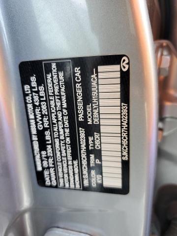 SJKCH5CR7HA023937 - 2017 INFINITI QX30 BASE SILVER photo 13