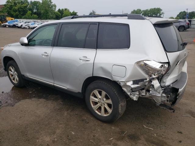 5TDBK3EH5CS145636 - 2012 TOYOTA HIGHLANDER BASE SILVER photo 2