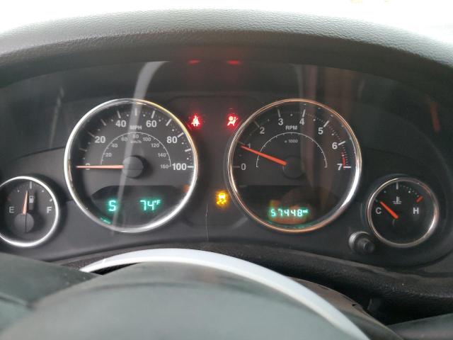 1C4AJWAG6FL702797 - 2015 JEEP WRANGLER SPORT YELLOW photo 9