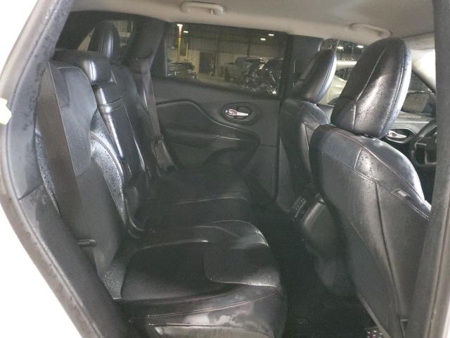 1C4PJMBS8GW166629 - 2016 JEEP CHEROKEE TRAILHAWK WHITE photo 11