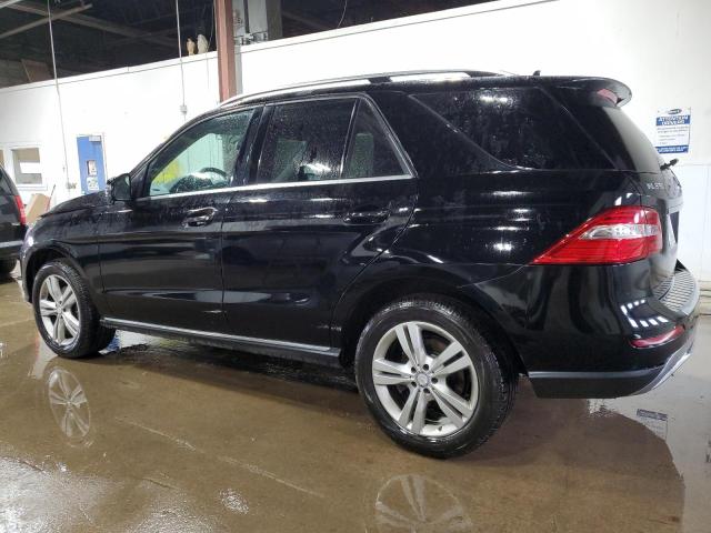 4JGDA5HB1DA228294 - 2013 MERCEDES-BENZ ML 350 4MATIC BLACK photo 2