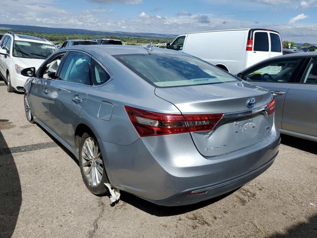 4T1BD1EB6JU064787 - 2018 TOYOTA AVALON HYBRID SILVER photo 3