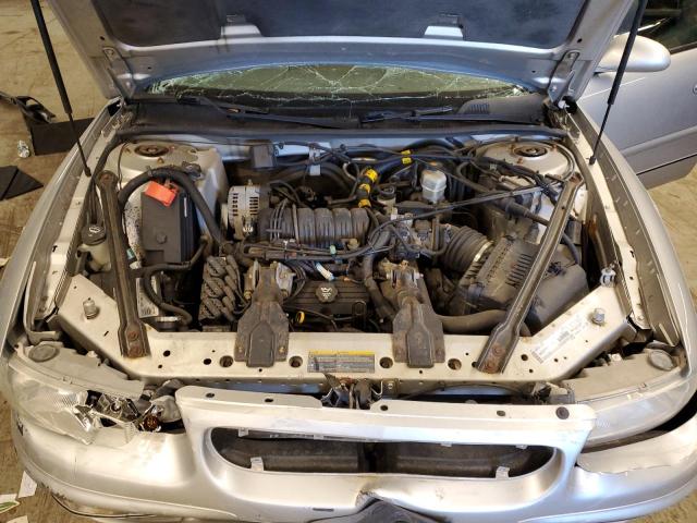 2G4WB52K931299072 - 2003 BUICK REGAL LS 银色 照片 11