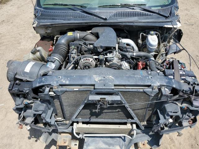 1GBJC34286E124252 - 2006 CHEVROLET SILVERADO C3500 WHITE photo 11