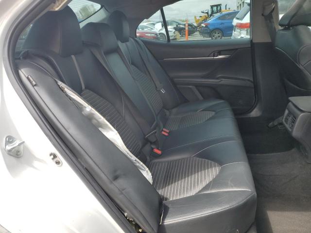 4T1S11AK2PU100613 - 2023 TOYOTA CAMRY SE NIGHT SHADE SILVER photo 10