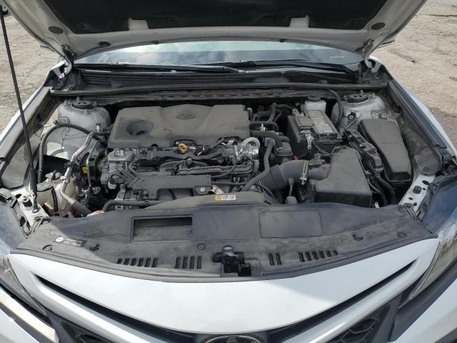 4T1S11AK2PU100613 - 2023 TOYOTA CAMRY SE NIGHT SHADE SILVER photo 11