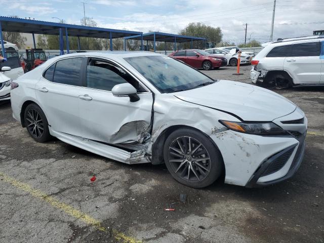 4T1S11AK2PU100613 - 2023 TOYOTA CAMRY SE NIGHT SHADE SILVER photo 4