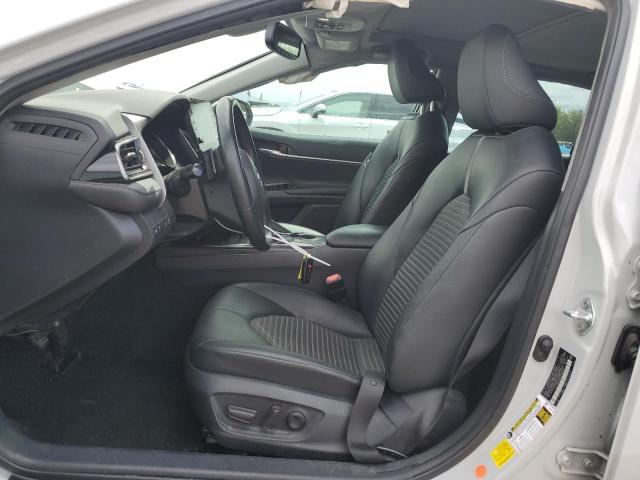 4T1S11AK2PU100613 - 2023 TOYOTA CAMRY SE NIGHT SHADE SILVER photo 7