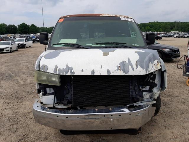 1GAHG35U341171992 - 2004 CHEVROLET EXPRESS G3 WHITE photo 5