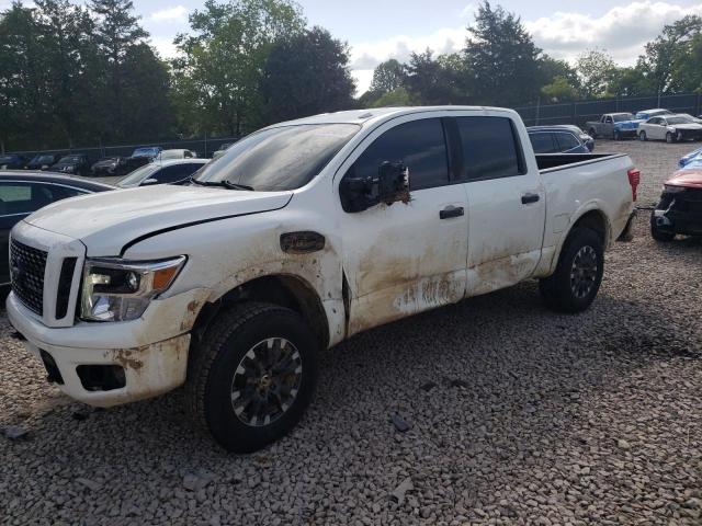2017 NISSAN TITAN SV, null