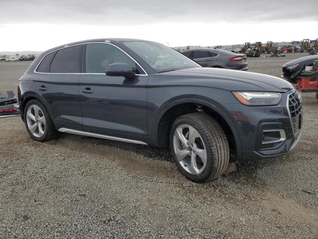 WA1CAAFY2M2040789 - 2021 AUDI Q5 PRESTIGE CHARCOAL photo 4