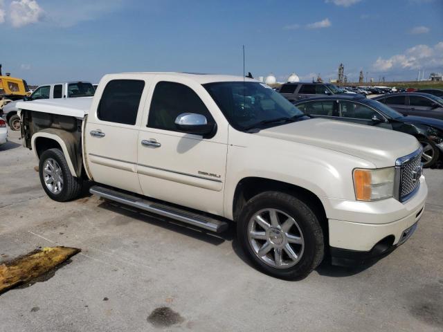 3GTP2XE23BG158584 - 2011 GMC SIERRA K1500 DENALI WHITE photo 4