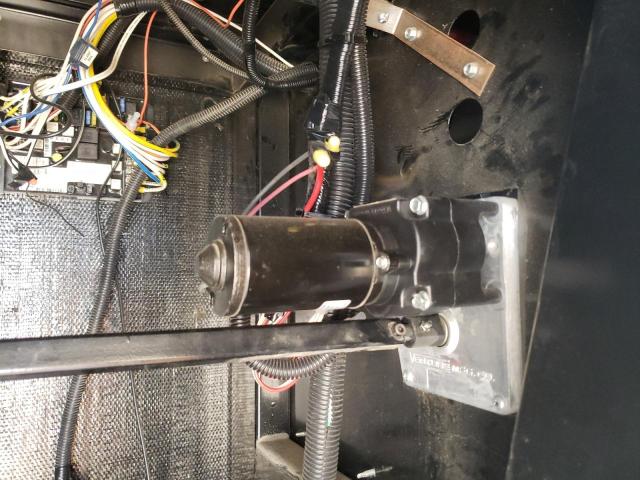 4YDF33328AA740016 - 2010 KEYSTONE MONTANA 白色 照片 8