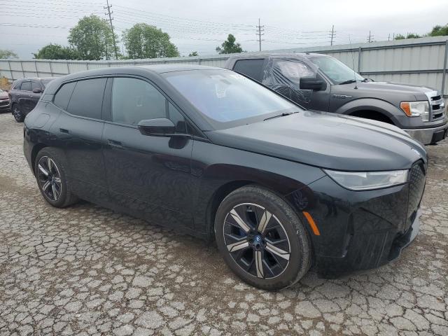 WB523CF09NCJ77124 - 2022 BMW IX XDRIVE50 BLACK photo 4