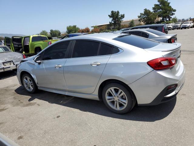 1G1BE5SM2J7191641 - 2018 CHEVROLET CRUZE LT SILVER photo 2