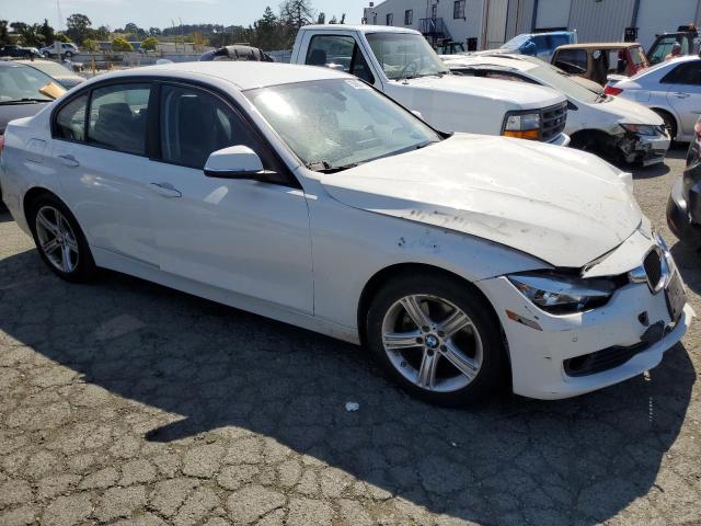 WBA3B1G5XENS79754 - 2014 BMW 320 I WHITE photo 4