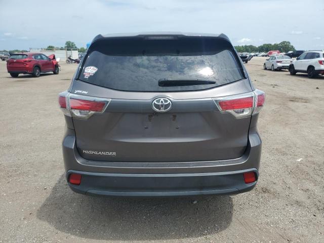 5TDZARFH7GS018864 - 2016 TOYOTA HIGHLANDER LE GRAY photo 6