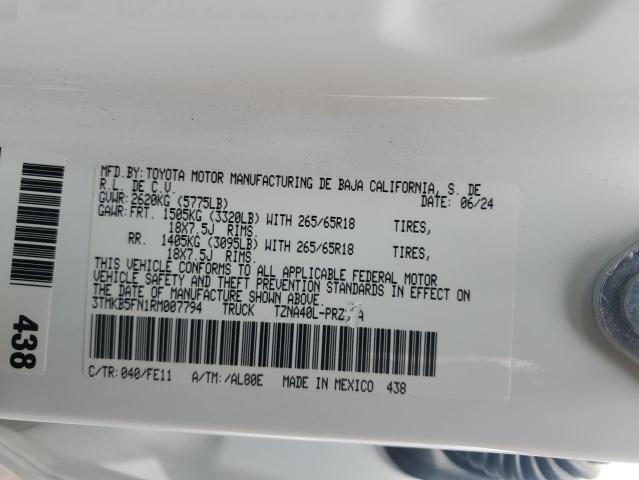 3TMKB5FN1RM007794 - 2024 TOYOTA TACOMA DOUBLE CAB WHITE photo 13