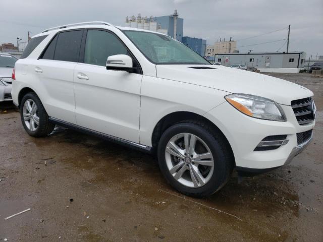 4JGDA5HB7FA521314 - 2015 MERCEDES-BENZ ML 350 4MATIC WHITE photo 4