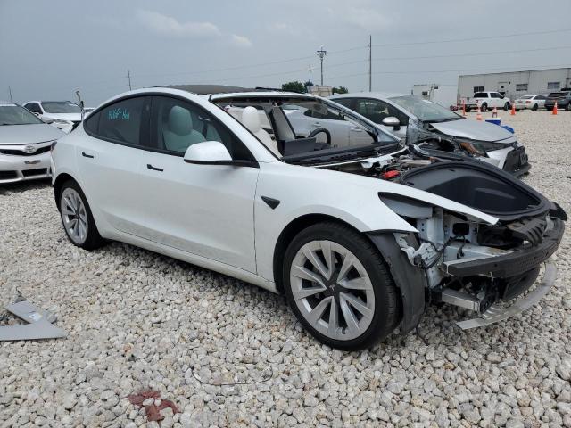 5YJ3E1EA7MF920639 - 2021 TESLA MODEL 3 WHITE photo 4