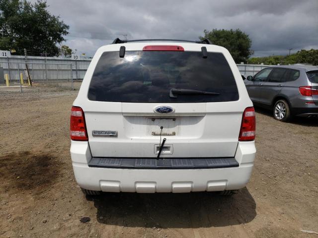 1FMCU0D77AKA02550 - 2010 FORD ESCAPE XLT WHITE photo 6