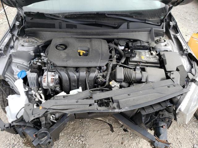 3KPF24AD0NE503071 - 2022 KIA FORTE FE SILVER photo 11