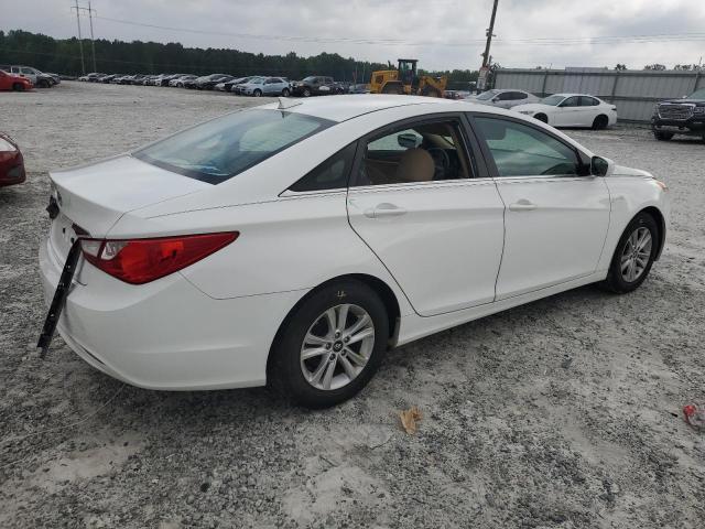 5NPEB4AC5DH799718 - 2013 HYUNDAI SONATA GLS WHITE photo 3