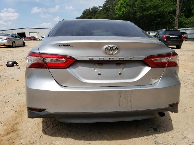 4T1B11HK2JU591598 - 2018 TOYOTA CAMRY L SILVER photo 6