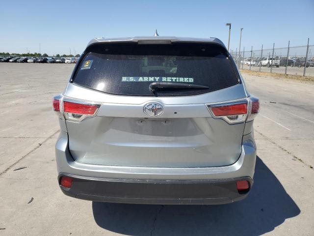5TDKKRFH4GS164749 - 2016 TOYOTA HIGHLANDER XLE GRAY photo 6
