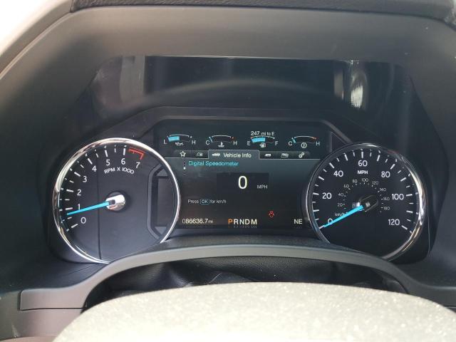 1FMJU1HT6JEA28138 - 2018 FORD EXPEDITION XLT Gris foto 9