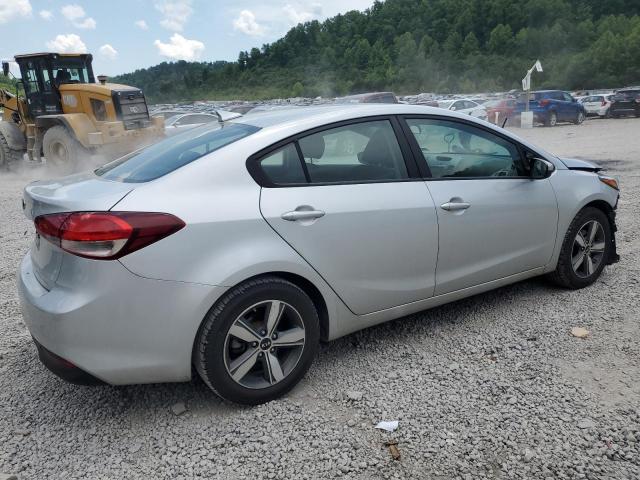 3KPFL4A79JE250804 - 2018 KIA FORTE LX SILVER photo 3