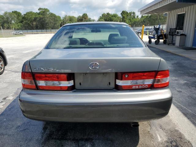 JT8BF28G410320099 - 2001 LEXUS ES 300 SILVER photo 6