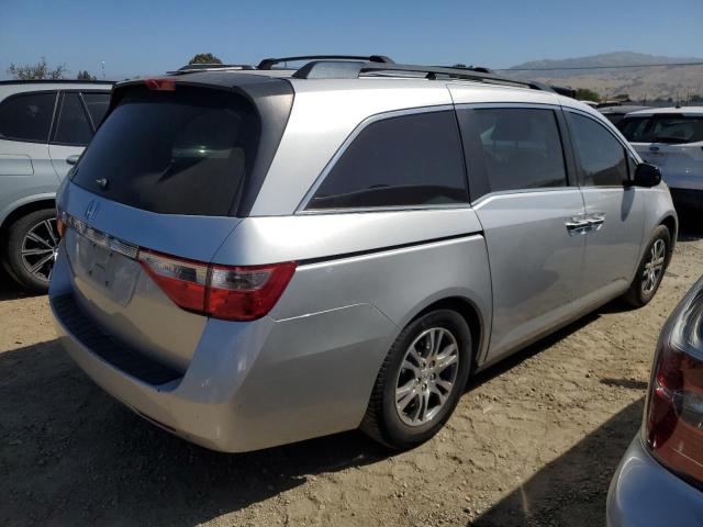 5FNRL5H69BB035886 - 2011 HONDA ODYSSEY EXL SILVER photo 3