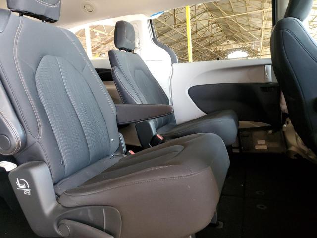 2C4RC1FG4JR278450 - 2018 CHRYSLER PACIFICA TOURING PLUS SILVER photo 11