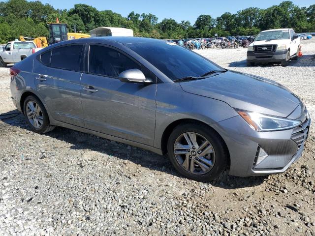 5NPD84LFXKH480569 - 2019 HYUNDAI ELANTRA SEL GRAY photo 4